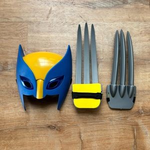 Wolverine Costume Mask & Claws